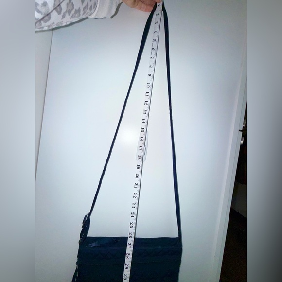 Vera Bradley Navy Blue Quilted Crossbody Hipster Lightweight Bag - Picture 9 of 12